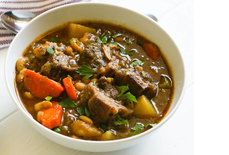 slow cooker oxtail soup
