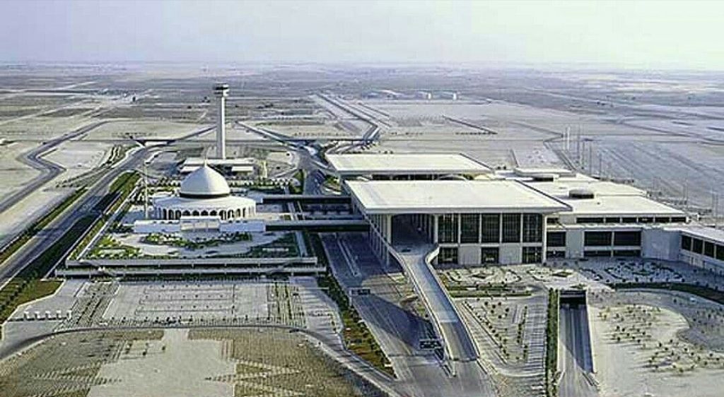 the 10 biggest Airports in the world.